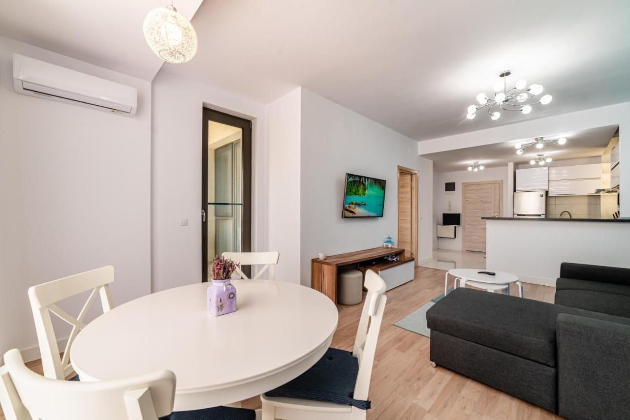 Bliss M&M By Onix Blue Apartment Navodari Exterior photo